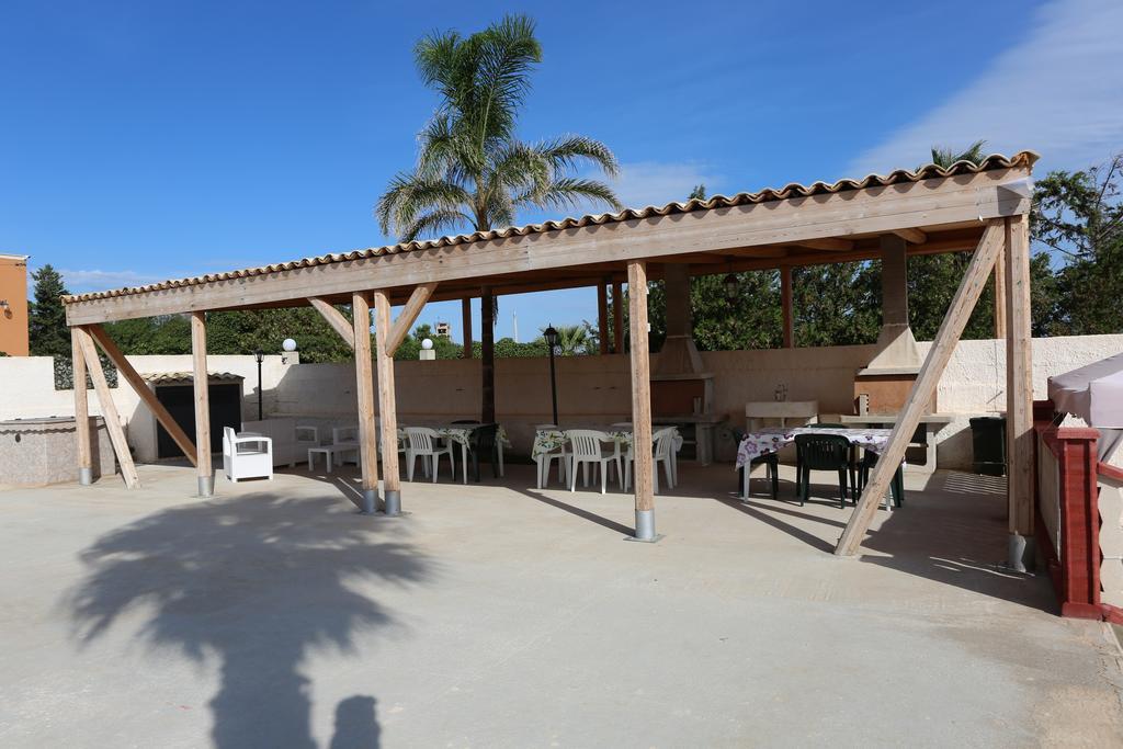 Casa Vacanze Calafarina Pachino Exterior foto